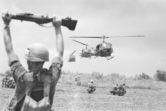 © Henri Huet / Associated Press © Henri Huet / Associated Press